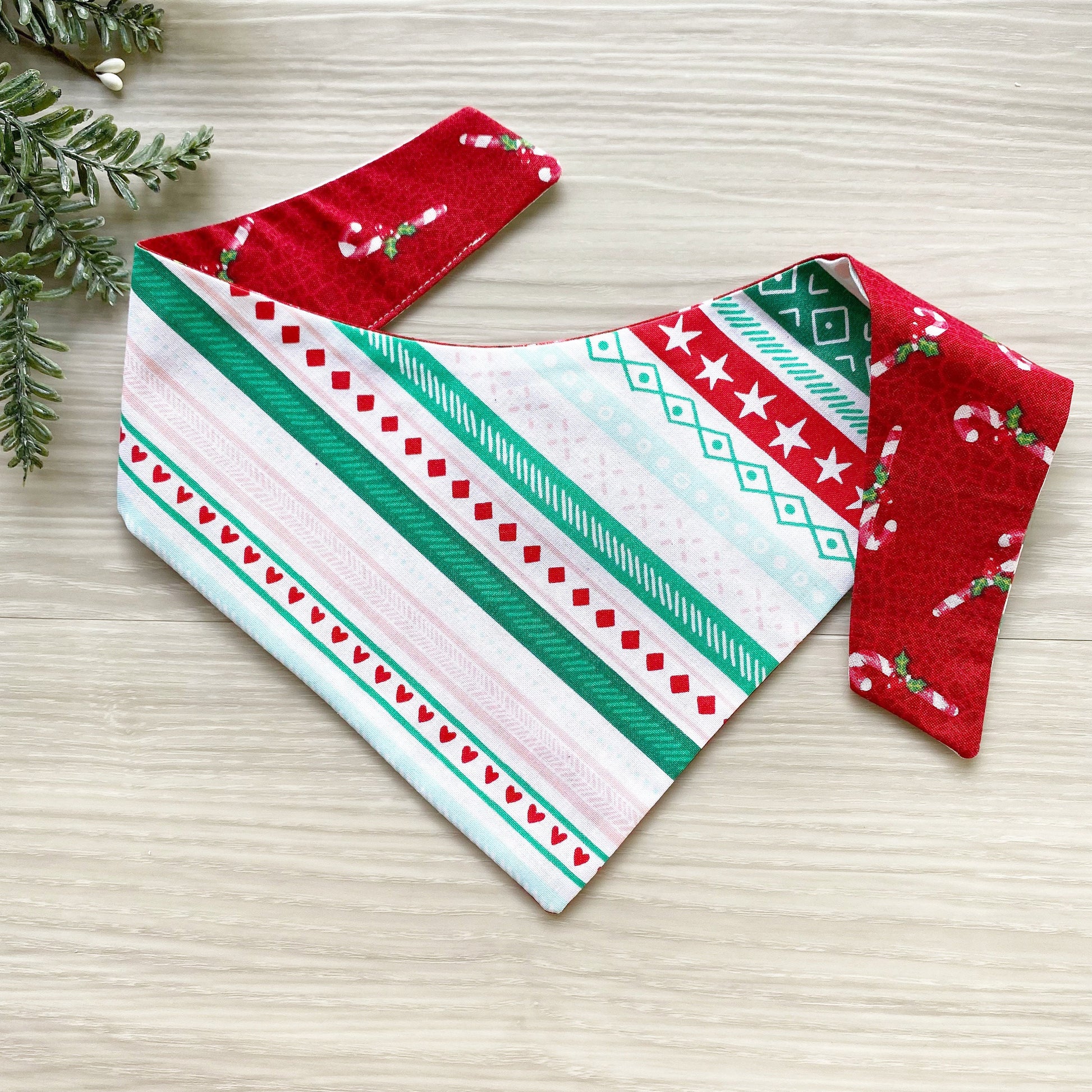 Christmas Dog bandana Candy cane Snap on Bandana