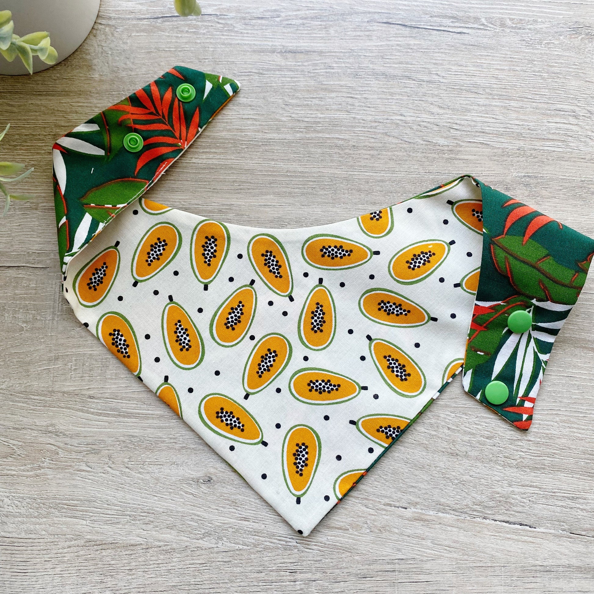 Tropical palm & papáya Dog Bandana