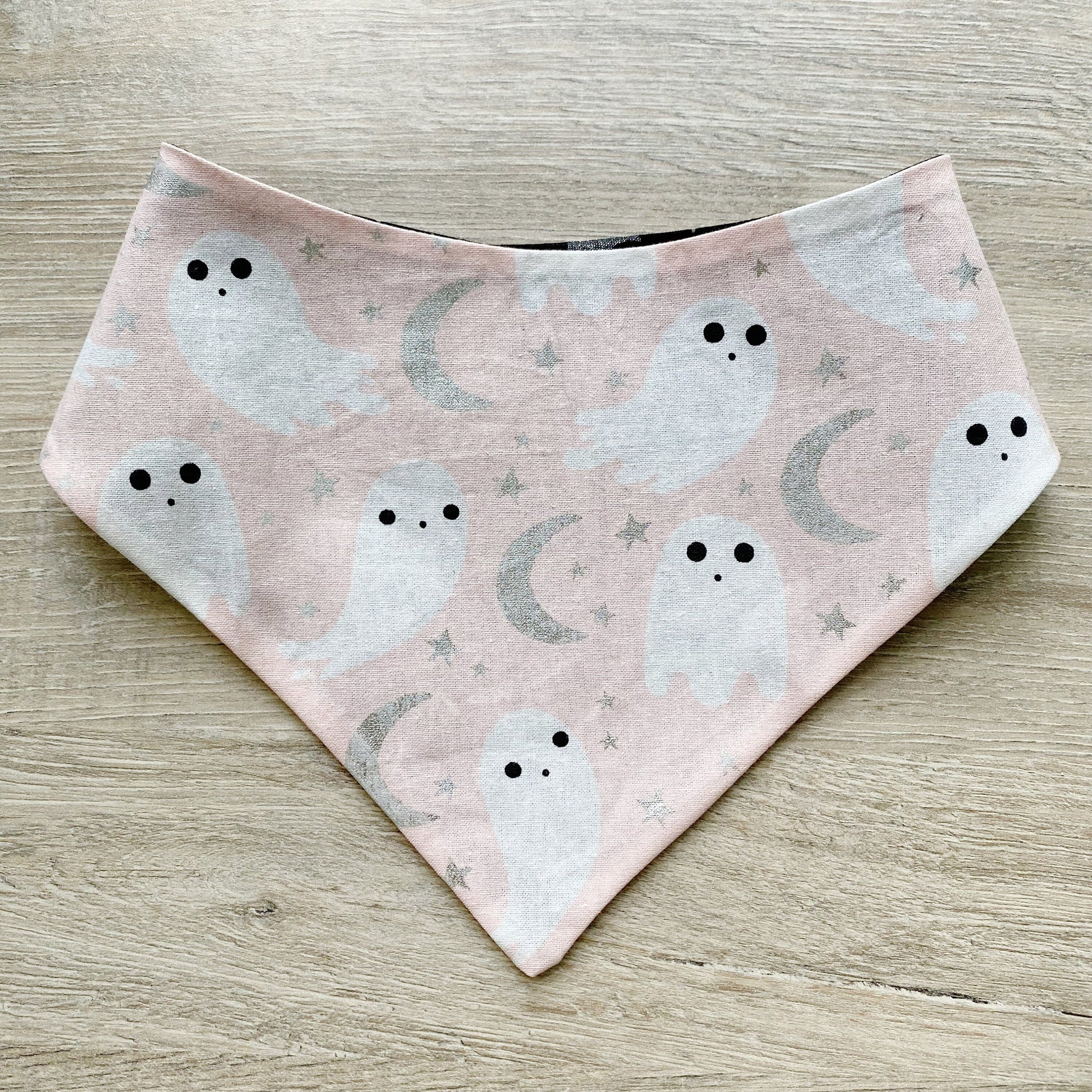 Halloween Dog bandana, White ghost and pink with bats, Dog bandana, Snap on Bandana, Matching hair-bow, Bow and Bandana, Hair Scrunchies