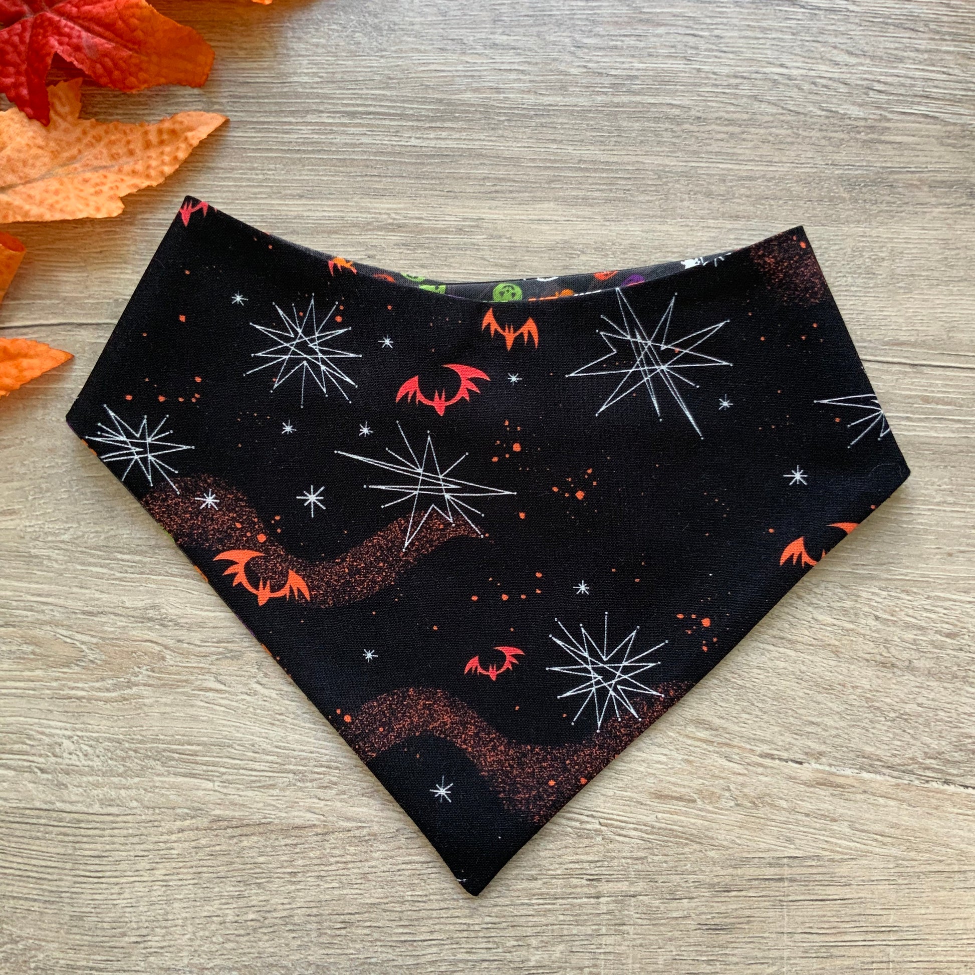 Halloween Dog bandana, Spiders and Tiny Pumpkin
