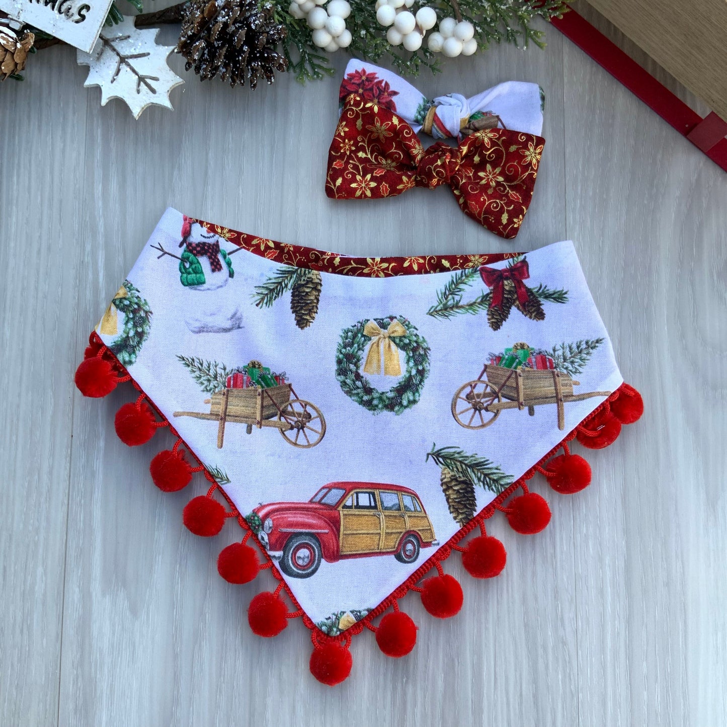 Christmas dog Bandana ???
