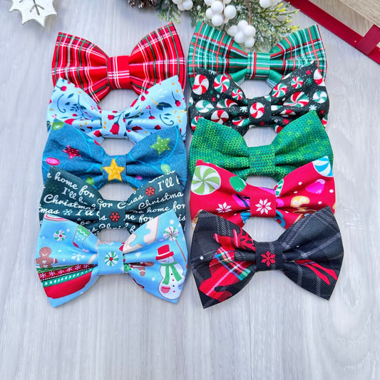 Christmas Dog bowtie