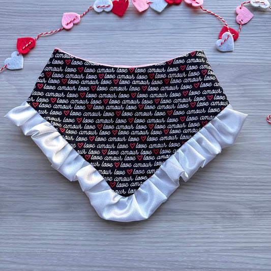 Valentine's Dog Bandana with Ruffles, Love Amour Pattern, Snap On