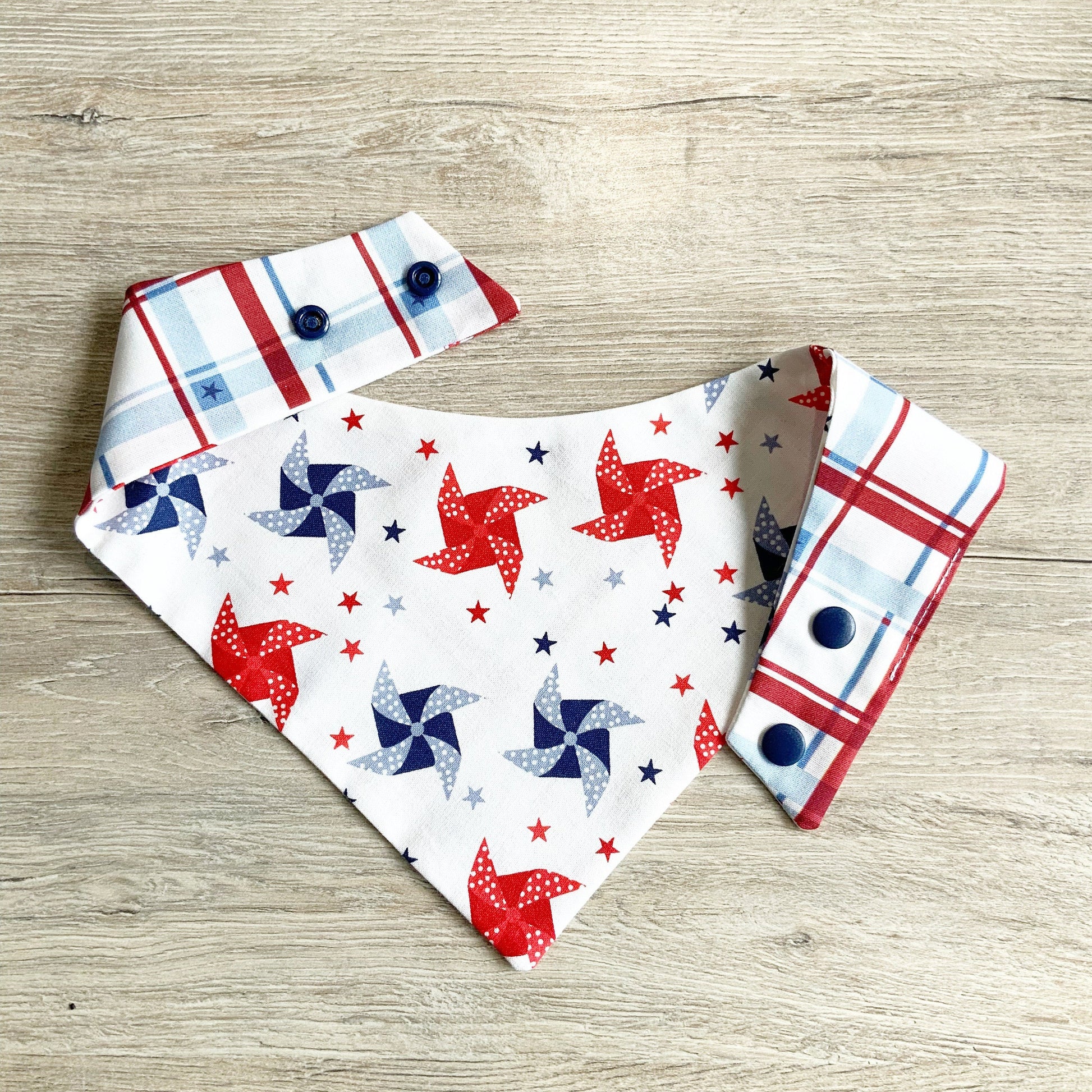 Patriotic Dog Bandana, Pinwheel USA Pet Scarf, Snap-On, Over the Collar