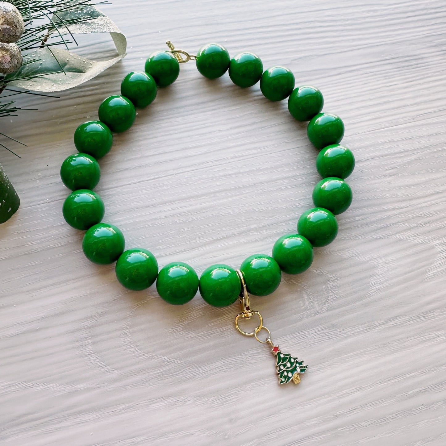 Christmas Dog Necklace, 20mm Beaded Pet collar, slip on with stretchy cord