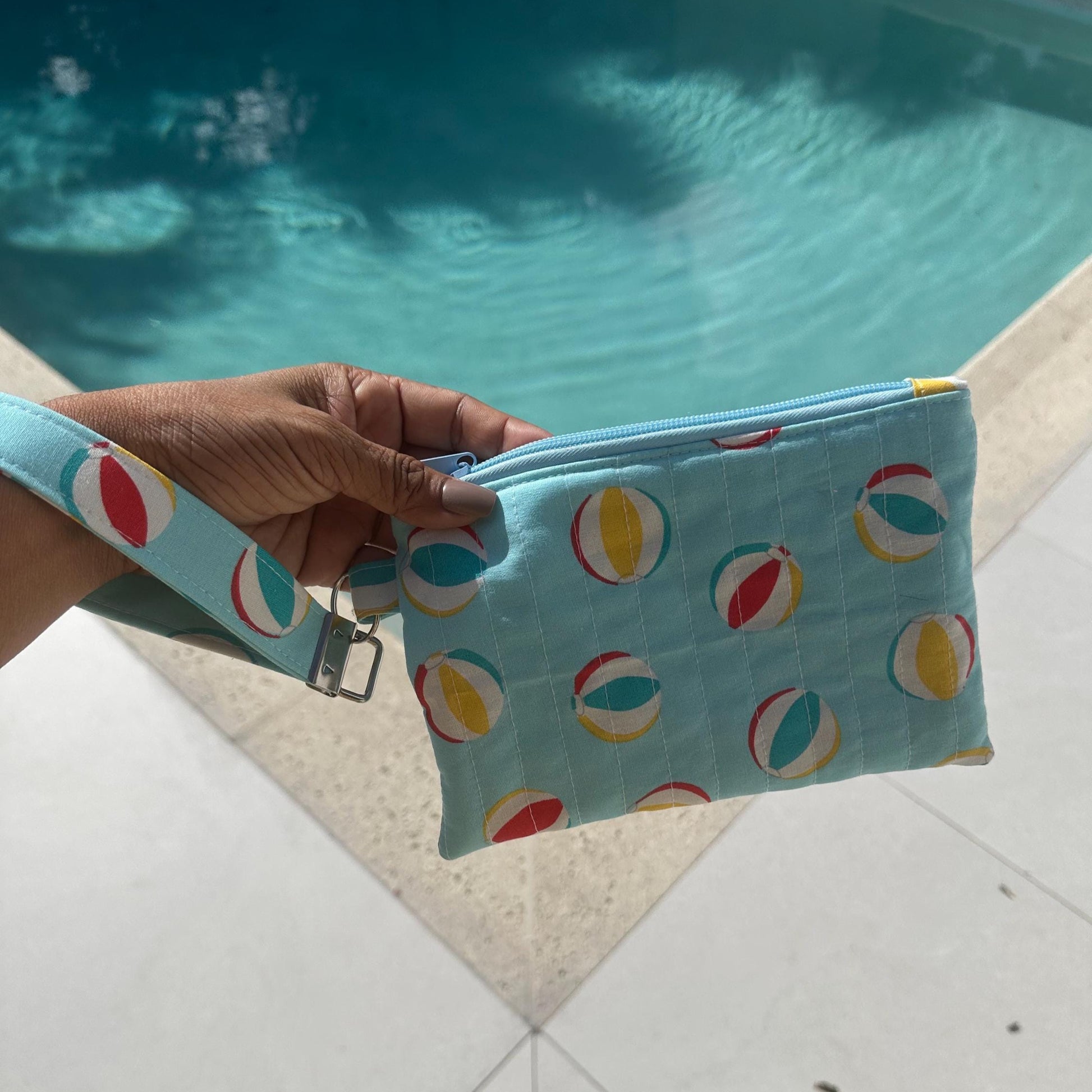 SET Zipper Pouch/Coin Purse with Matching Key Fob Handmade Quilted wristlets key chain wallets