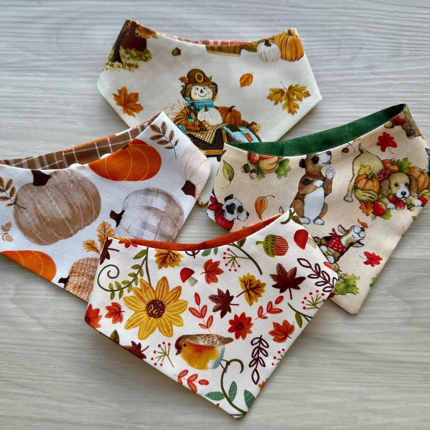 Fall Dog bandana, Big Fall leaves and green, Snap on Bandana, Matching hair-bow, Bow and Bandana, Autumn scarf for dogs, Curved neckline