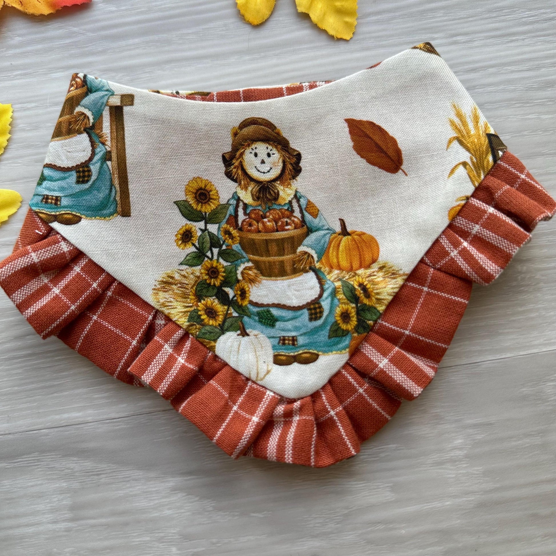 Dog bandana with Ruffle, Scarecrow