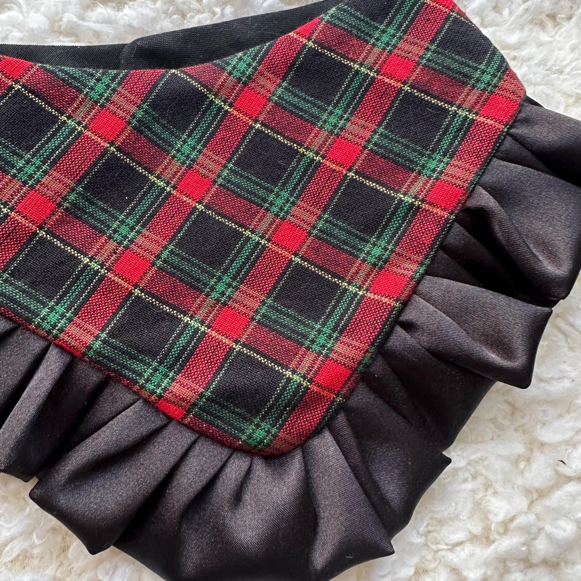 Christmas Black Green and Red Plaid W/Ruffles Dog bandana, Lumber jack plaid colors, Bandanas for dogs and cats, girly scarf for christmas