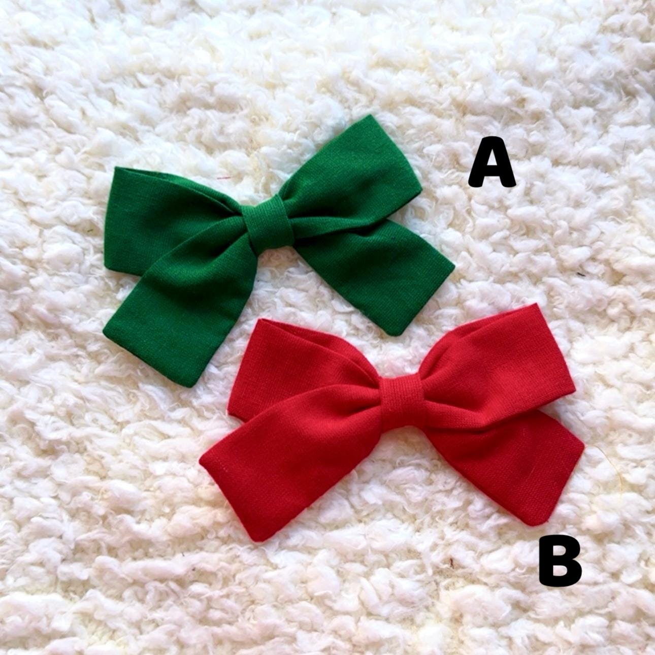 Christmas hair bows, holiday hair clip for dogs, alligator clip, french barrette, Dog accessories, winter dog hair bows