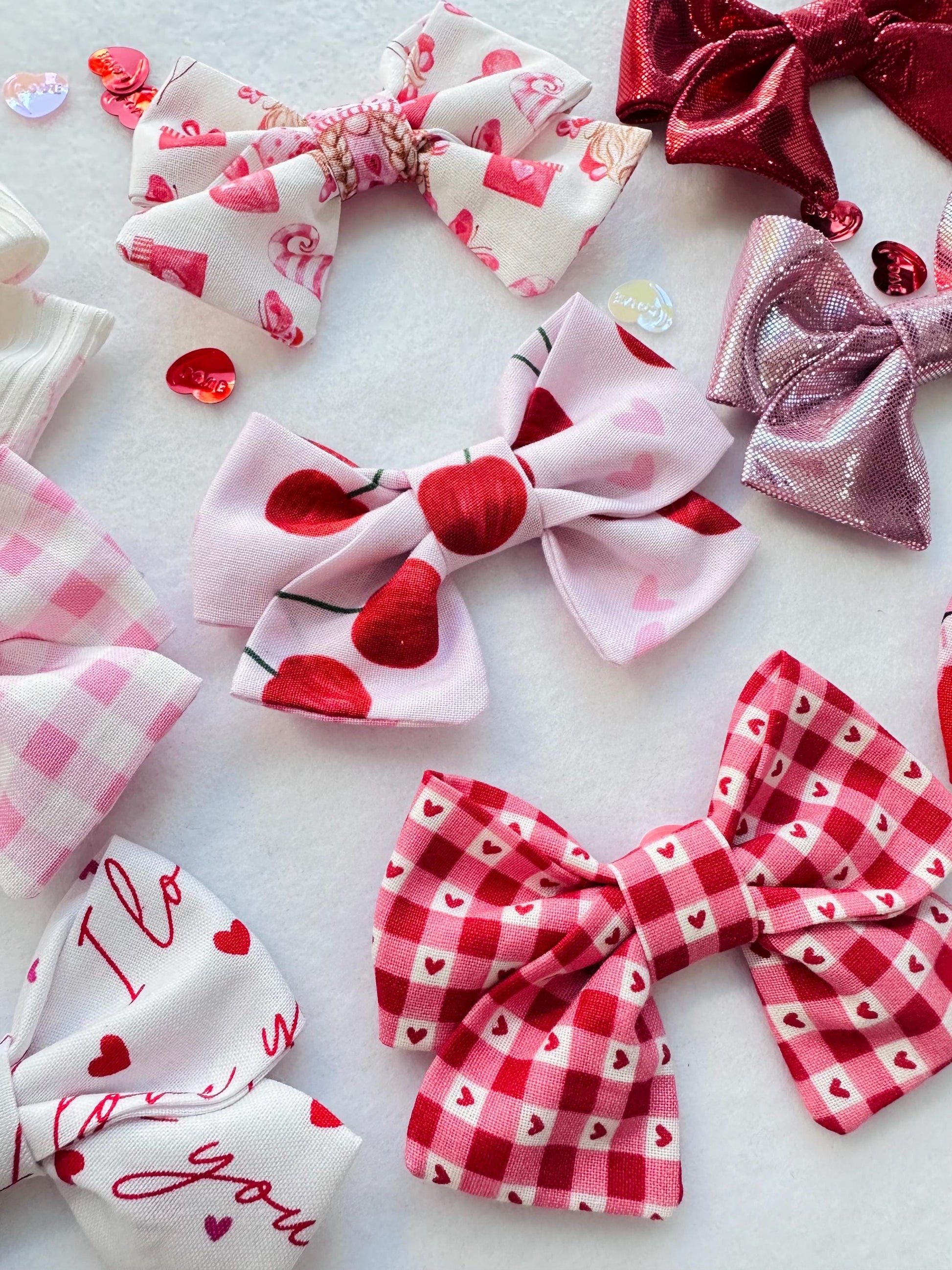 Valentines dog hair bow, Puppy hair bow, girl dog bow, hair clip for dogs, alligator clip, french barrette clip, Pet hair clips, dog bows
