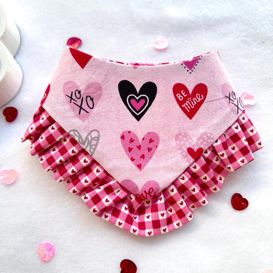 Valentines Hearts Ruffle Dog Bandana, Snap-On Bow Set