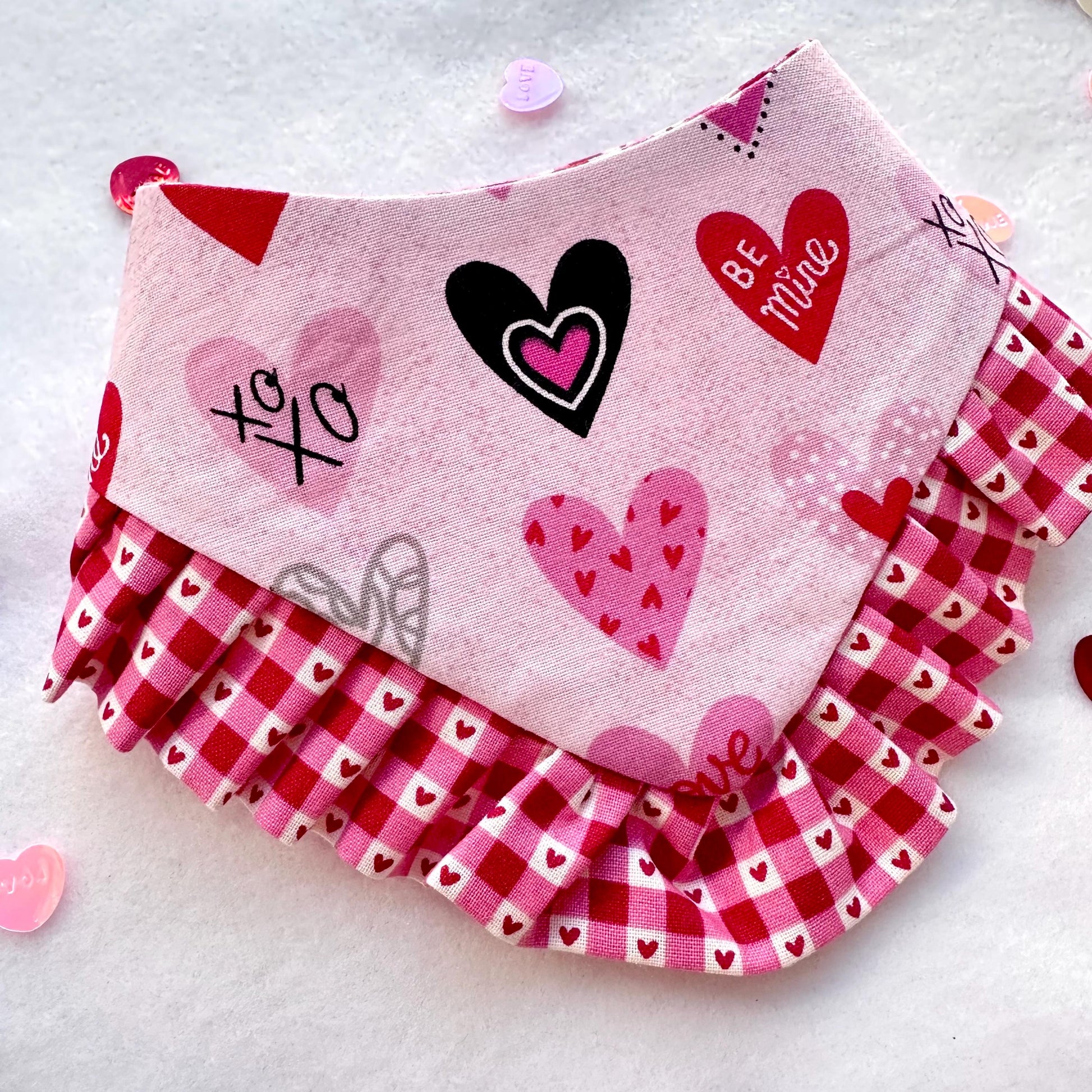 Valentines Hearts Ruffle Dog Bandana, Snap-On Bow Set