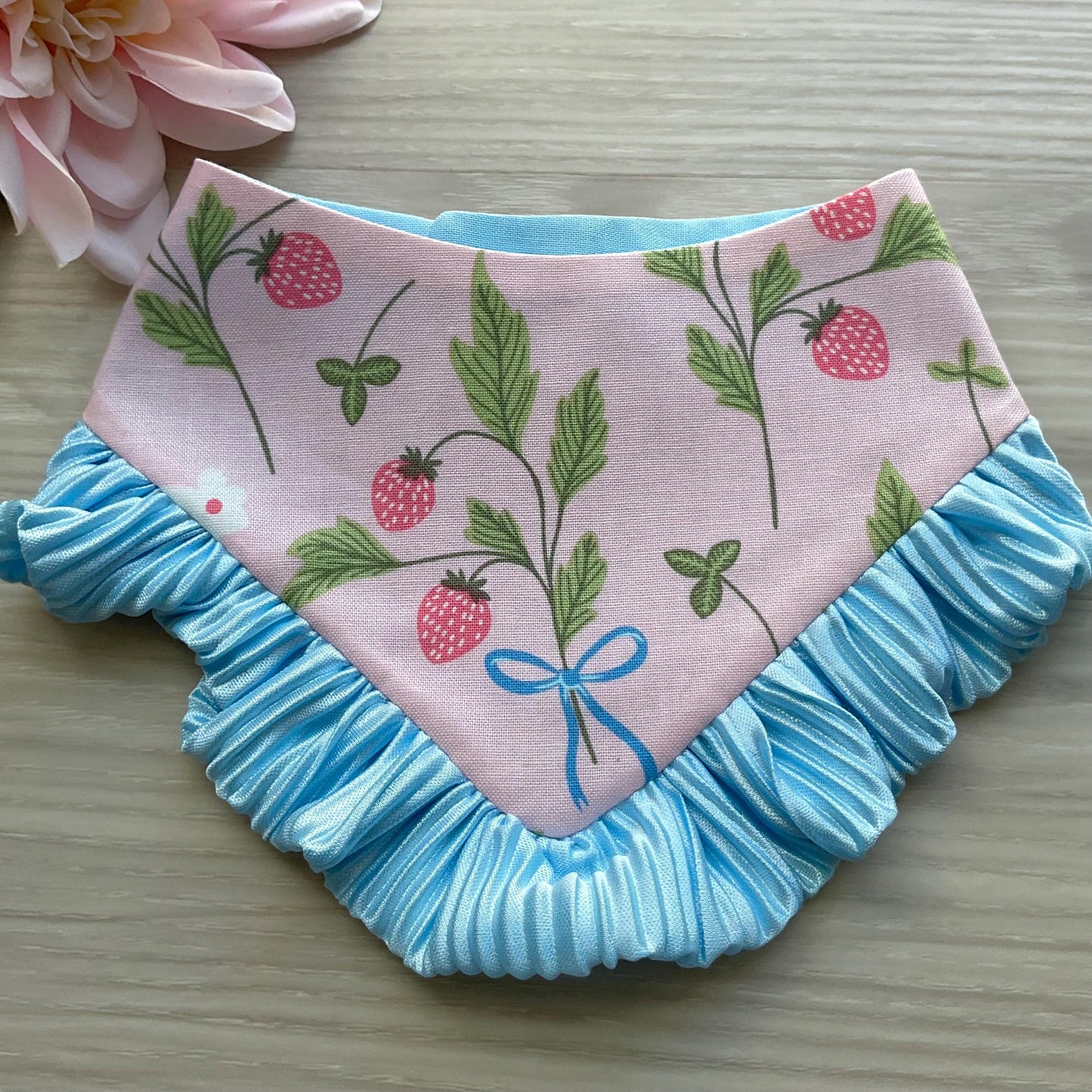 Spring Berries and Bows Ruffle Dog Bandana, Garden Party Berries Dog Bow, Berry Festive Floral Neckwear, Handmade Dog Bandana, Strawberry