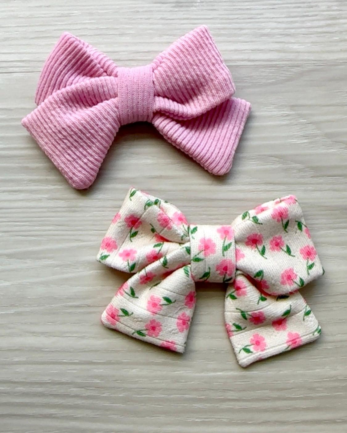 Spring dog hair bow, Puppy hair bow, girl dog bow, hair clip for dogs, alligator clip, french barrette clip, Pet hair clips, dog bows