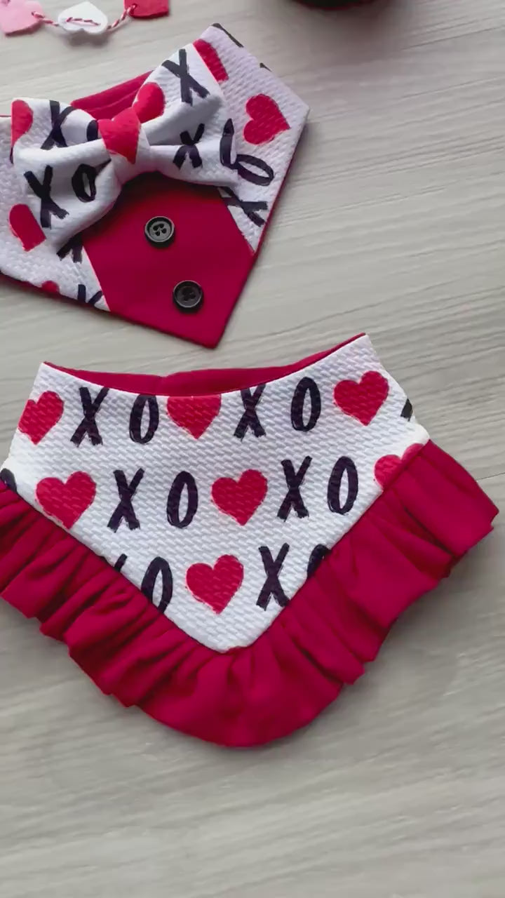 XoXo Valentines Dog Bandana with Ruffles, Snap-On Bow Set