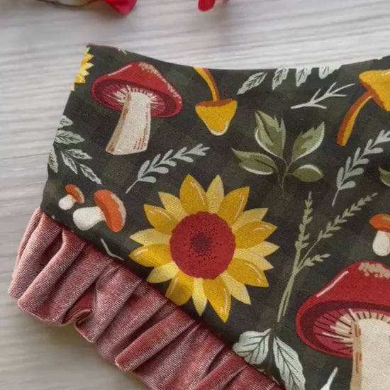 Mushroom with velvet Ruffled, Fall Dog Bandana, snap on dog bandana, Autumn dog bandana, ruffle trim dog bandana, girl dog bandana, Rust